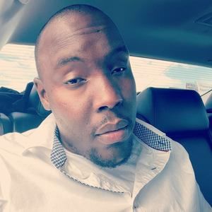 Meet your Posher, Corey